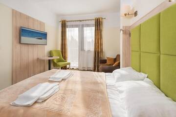 Фото номера Двухместный номер с 1 кроватью Отель Hotel Willa Złota г. Карвия 4