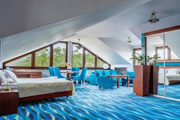Фото номера Суперлюкс с кроватью размера &quot;king-size&quot; Отель Hotel Willa Złota г. Карвия 4
