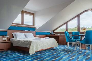 Фото номера Суперлюкс с кроватью размера &quot;king-size&quot; Отель Hotel Willa Złota г. Карвия 5