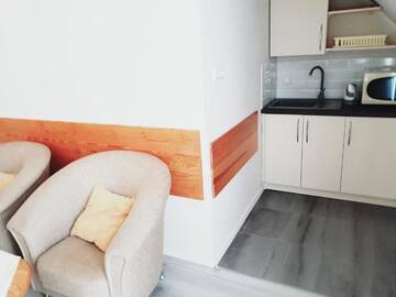 Фото номера Апартаменты с балконом Отели типа «постель и завтрак» Solar Bed &amp; Breakfast г. Карвия 6